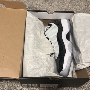 Jordan 11 low